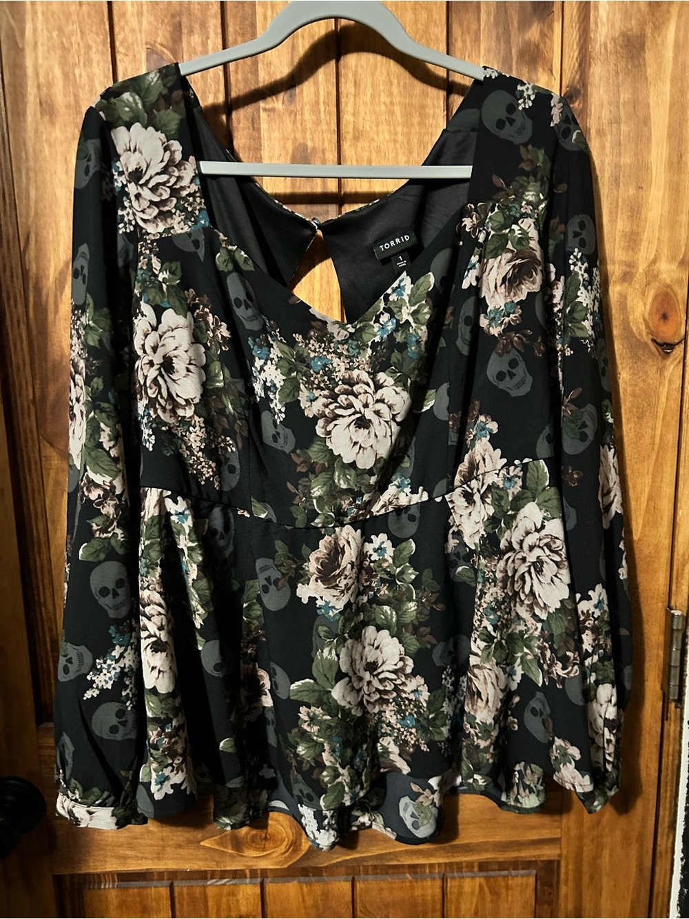 Torrid Black Floral Top with Skulls